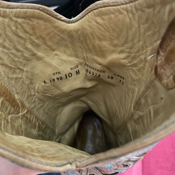 COPY - Corral peace sign heart square toe boots - Picture 7 of 7